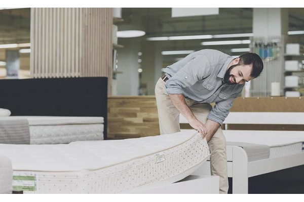 تشک طبی بخریم یا تشک فنری؟ تشک طبی بخریم یا تشک فنری؟